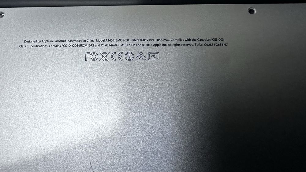 Macbook Air 6.1 Mid 2013 A1465 i5 1.3Ghz 4GB RAM 128gb ssd 1,5gb video