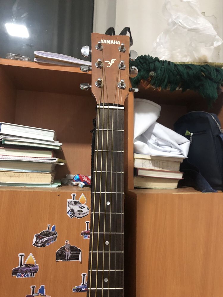 Гитара Yamaha F370 срочно