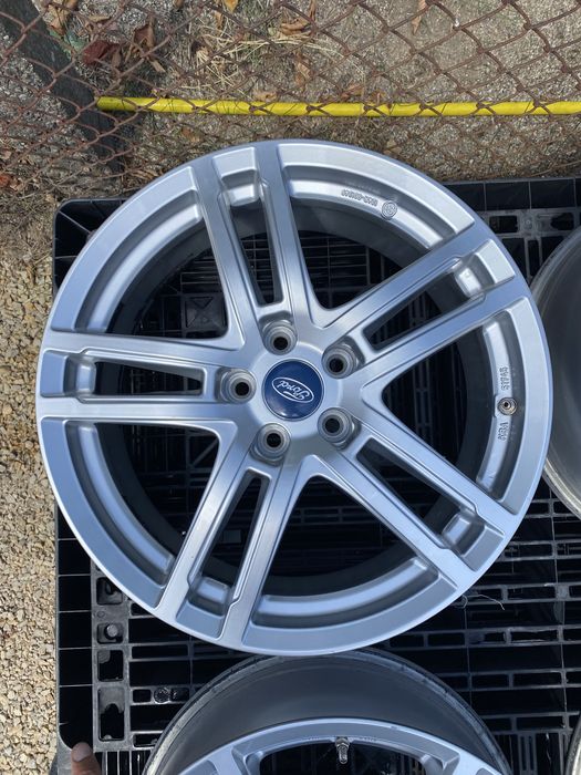 18 цола 5 х 108 мм Форд Куга , Волво , Ford Kuga Volvo XC 60 , XC 70