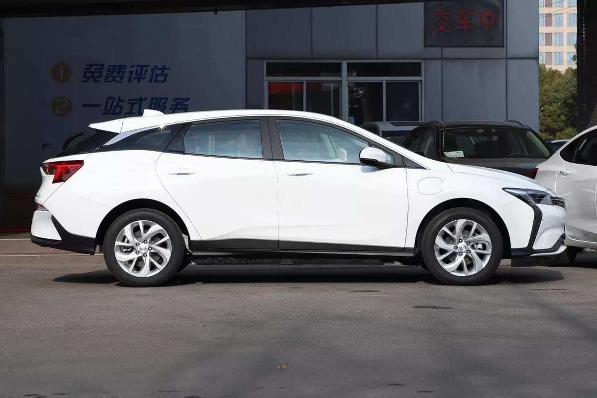 BUICK VELITE 6 Boshlangich 30% tolov bilan Nasiya savdo asosida