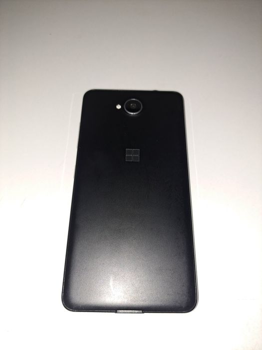 vand Microsoft Lumia 650