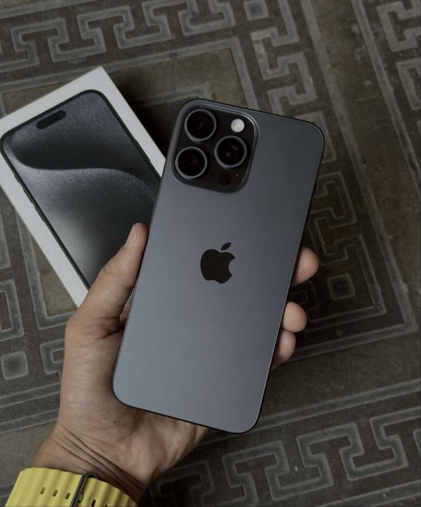 iPhone 15 Pro Max
