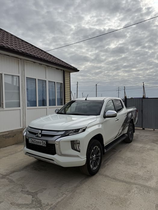 Аренда пикап Митсубиси L200, 2023 год.
