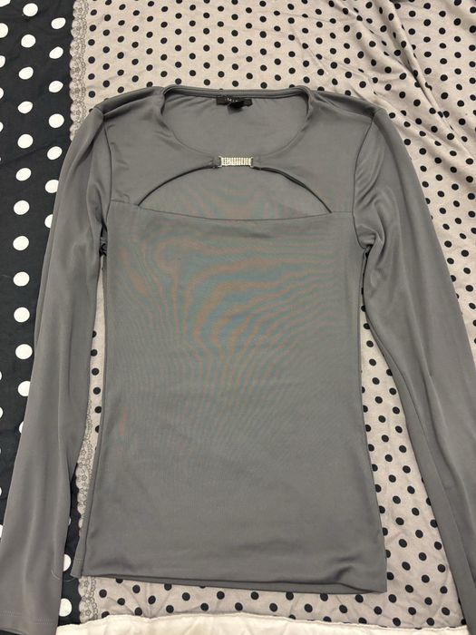 Чисто нови и малко носени дрехи, отлично състояние