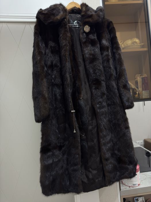 Норковая шуба с отличном стоянии