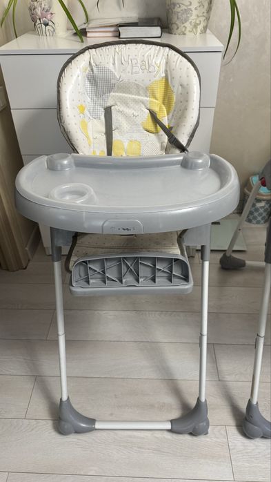 Продам стульчик для кормление в хорошем состояние