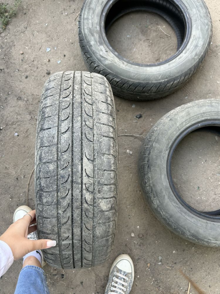 продам зимние шины
