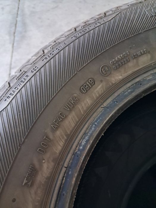 1xAnvelopa second M+S 235 60 R16 Barum