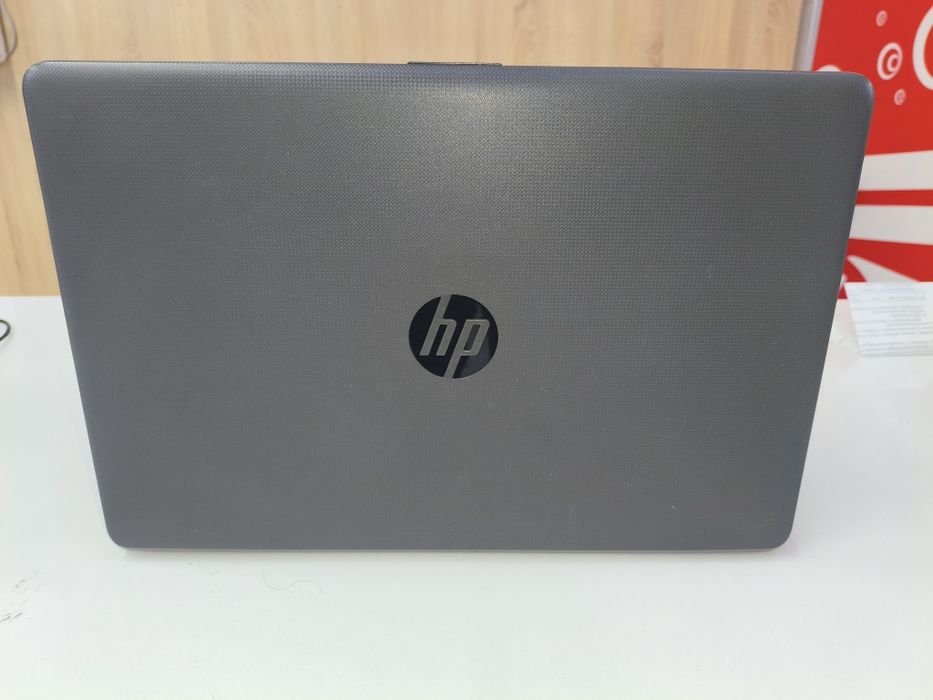 Ноутбук HP Laptop 15-bs1