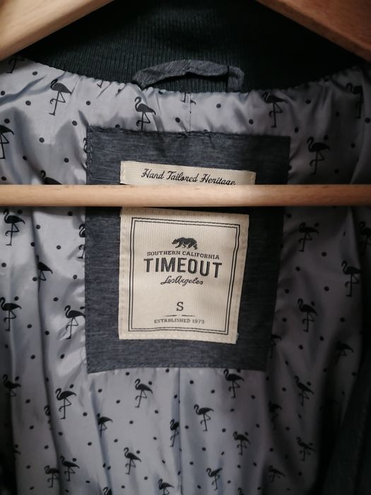 яке Timeout в отлично състояние