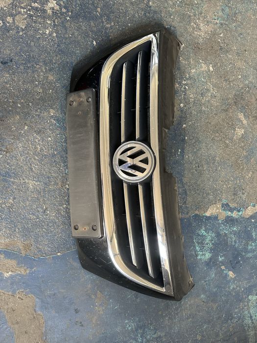 Grila radiator passat cc 2008-2011 lc9x