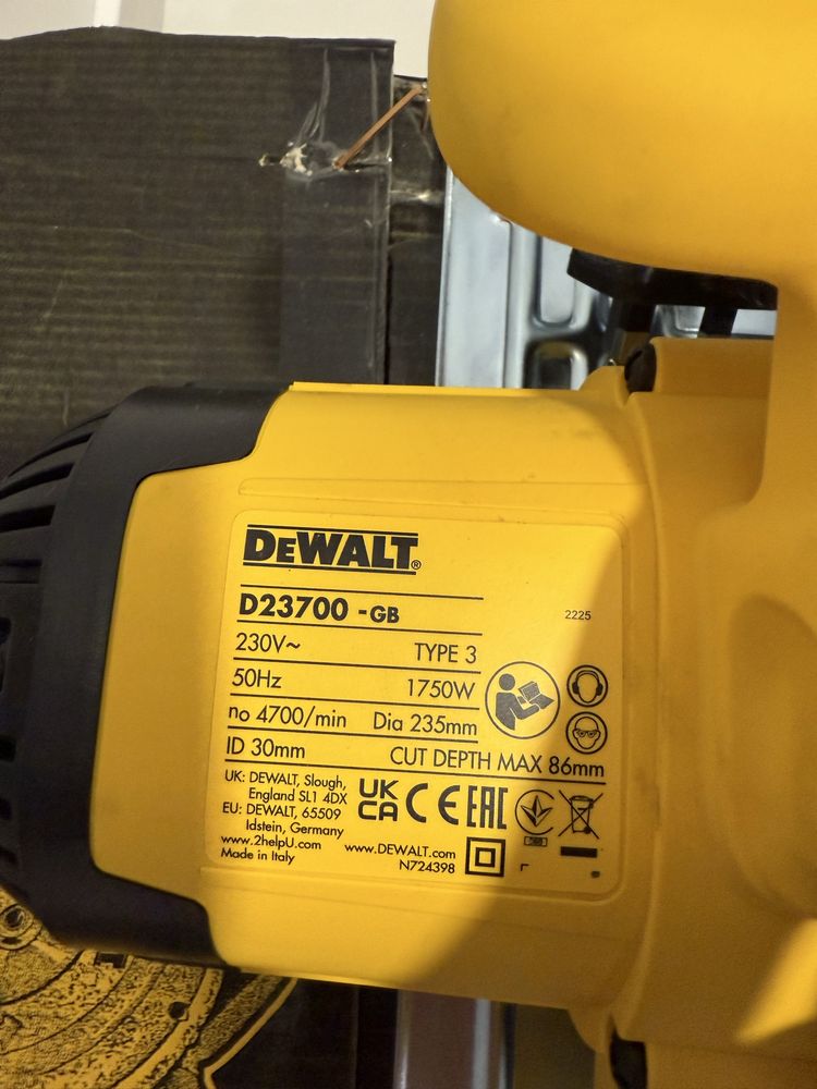 Fierastrau circular Dewalt D23700 electric 1750W, panza 235x30