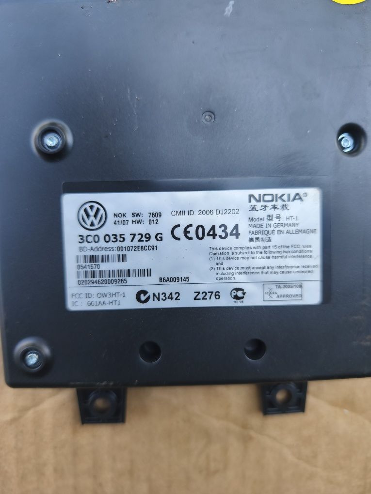 Unitate modul calculator bluetooth Vw Passat B6 7L6035730 3C0035729E