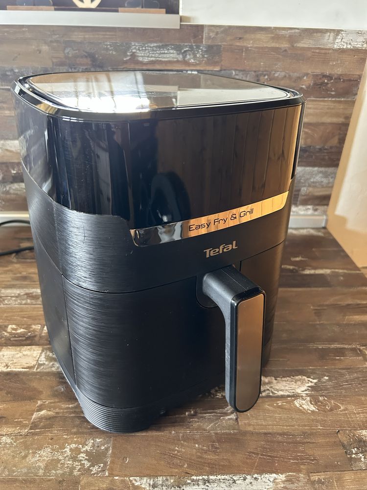 Еърфраер, уред за здравословно готвене TEFAL EASY FRY & GRILL