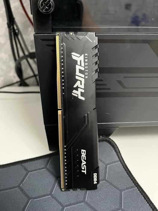 Оперативная память 8 гб3200Mhz