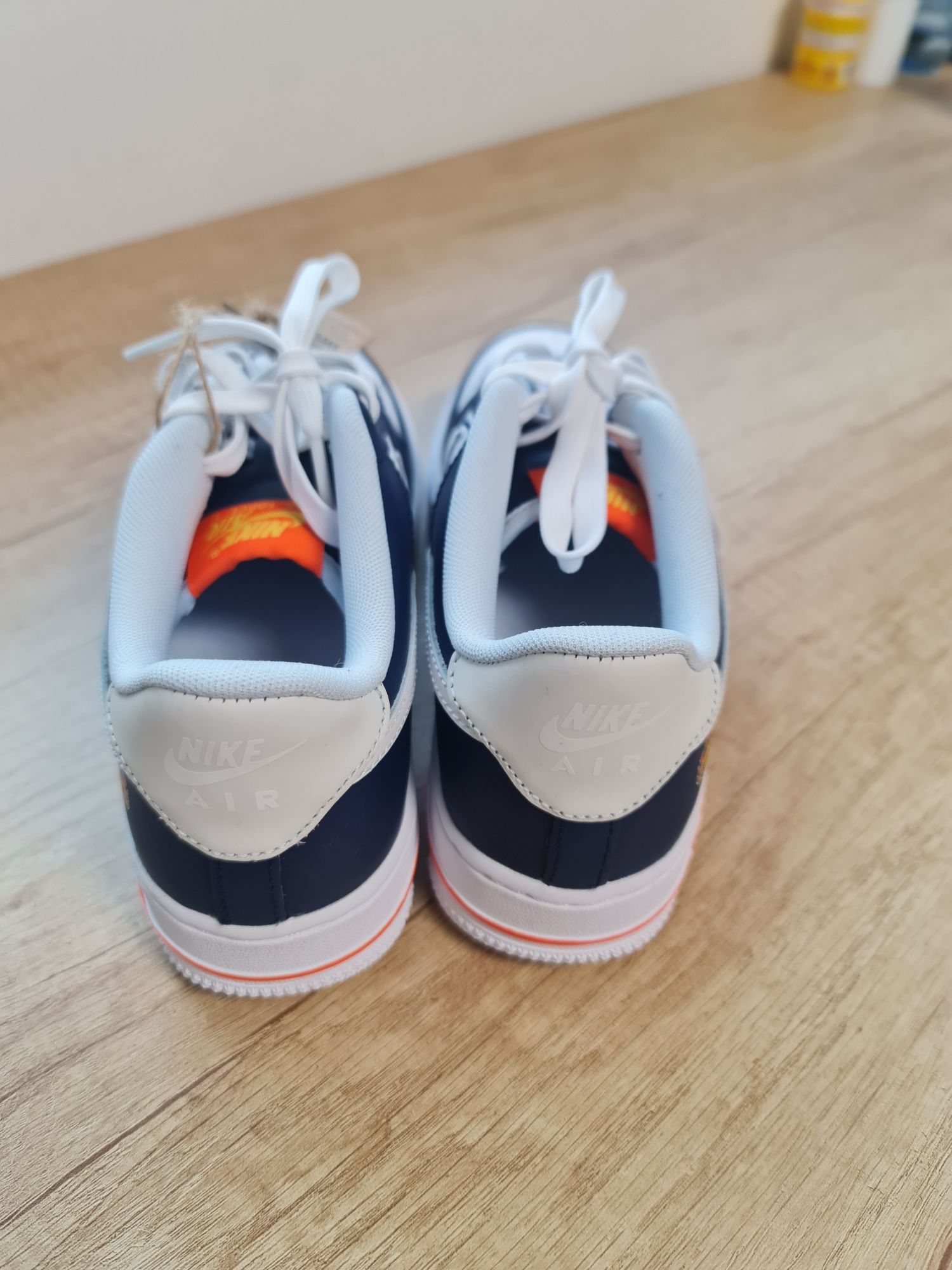 Vand Air Force 1 UV Reactive Swoosh