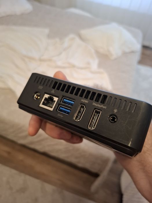 ASUS Chromebox CN60