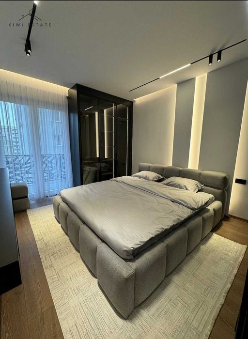 Дава се под наем Двустаен апартамент в София, Гоце Делчев - 69 кв.м за 599 € - Снимка #1