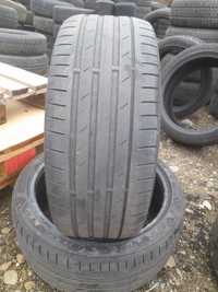 Vând 2 anvelope 225 40 19 kumho de vara bune dot 2020