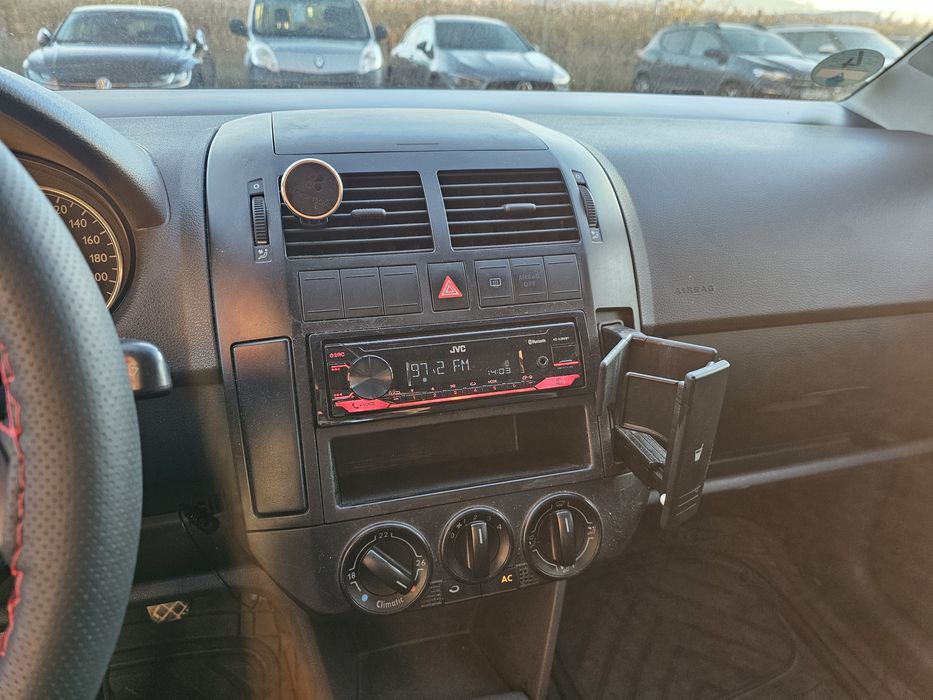 Vând Volkswagen Polo 2003