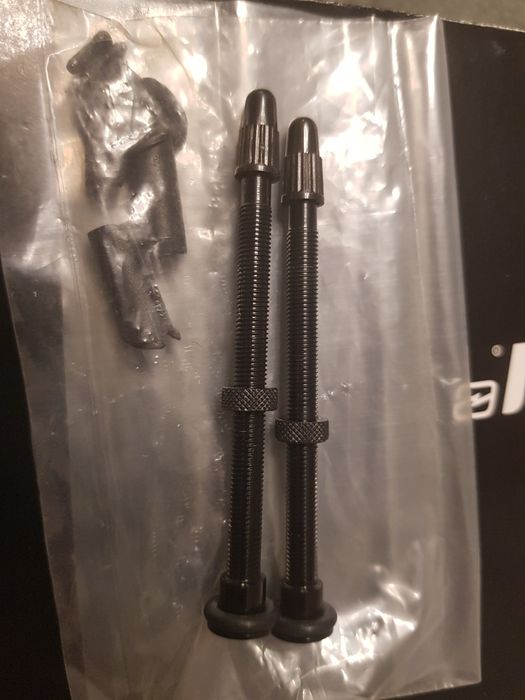 valve tubless 8 cm noi si prelungiri valve