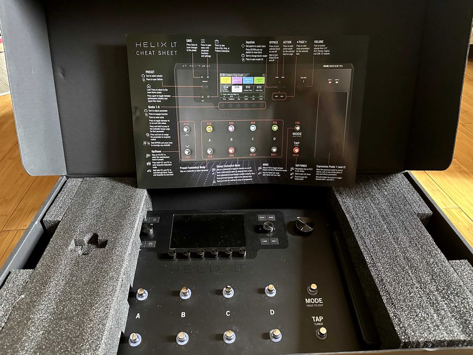 Line 6 Helix LT - гитарный процессор, в отличном состоянии