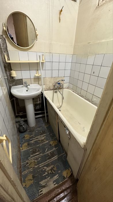 Срочно сдаётся в аренду 3х комнатная в аренду 3/4/4 Саракулька