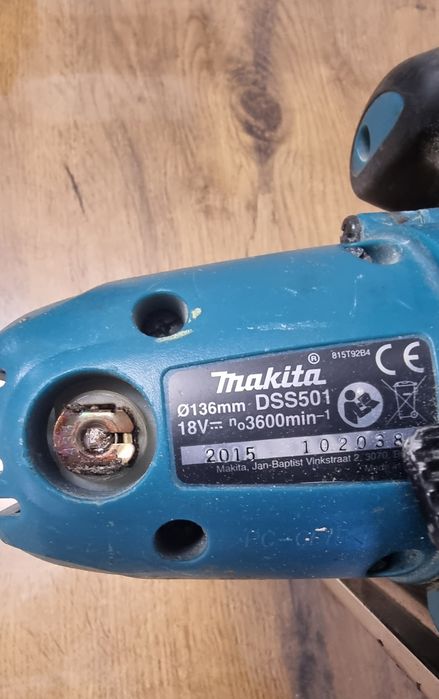 Акумулаторен ръчен цирколяр Makita 18v за части
