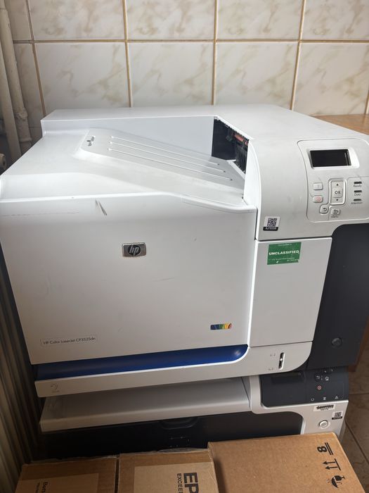 Imprimanta Laser  Color  Hp CP3525dn