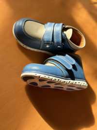Детская ортопедическая и модельная обувь