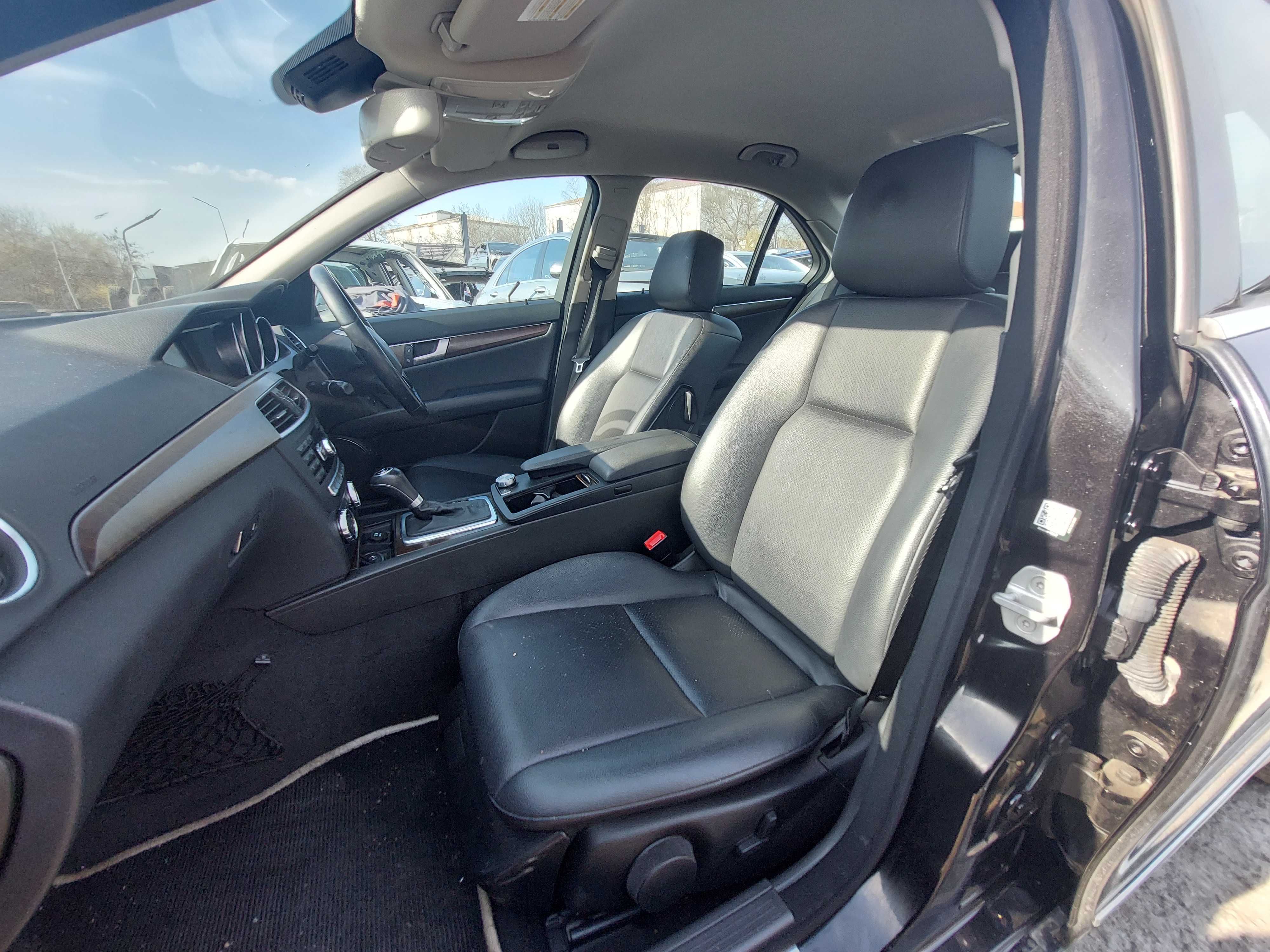 На Части: Mercedes-Benz W204 Facelift C220 CDI 170 к.с. 2012