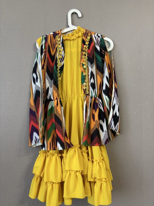 На прокат узбекский костюм, возраст 7-8