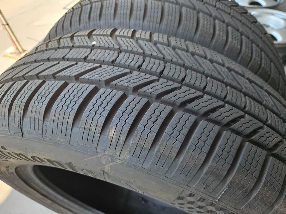 2бр. 225/65 R17 зимни CONTINENTAL TS870P 2024г. 8мм