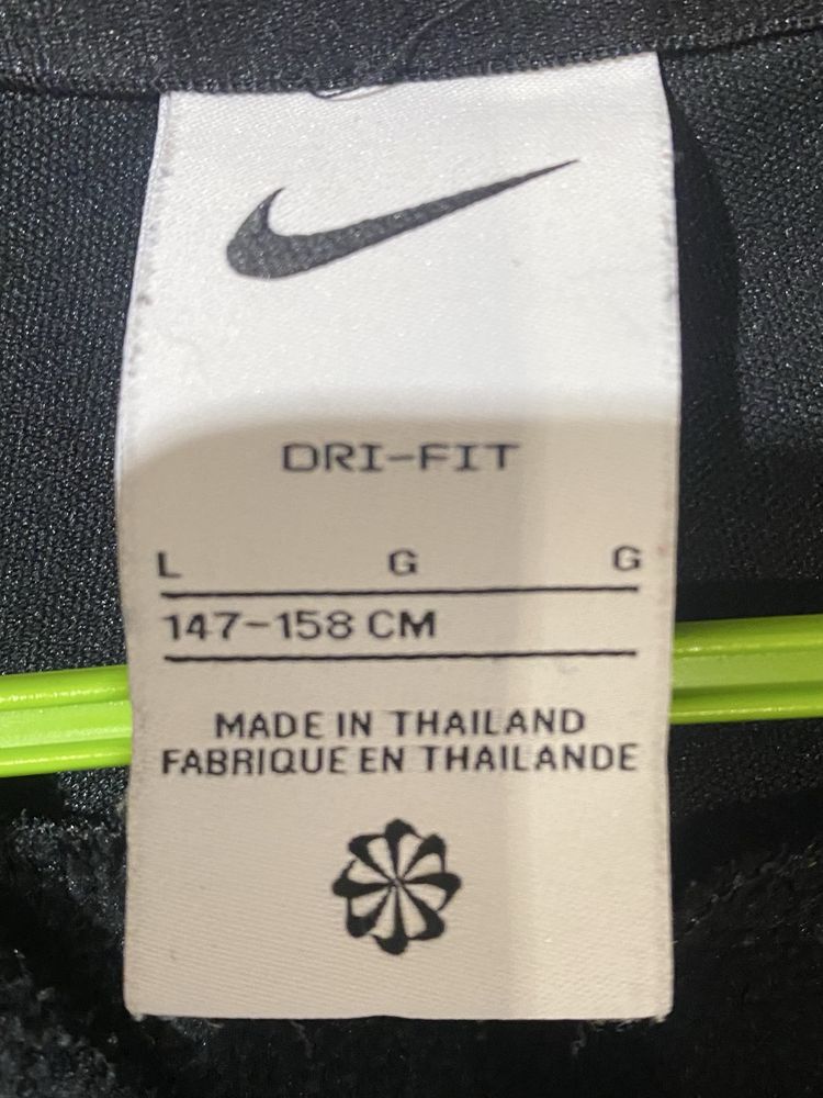 Спортни горнища и долнища Nike