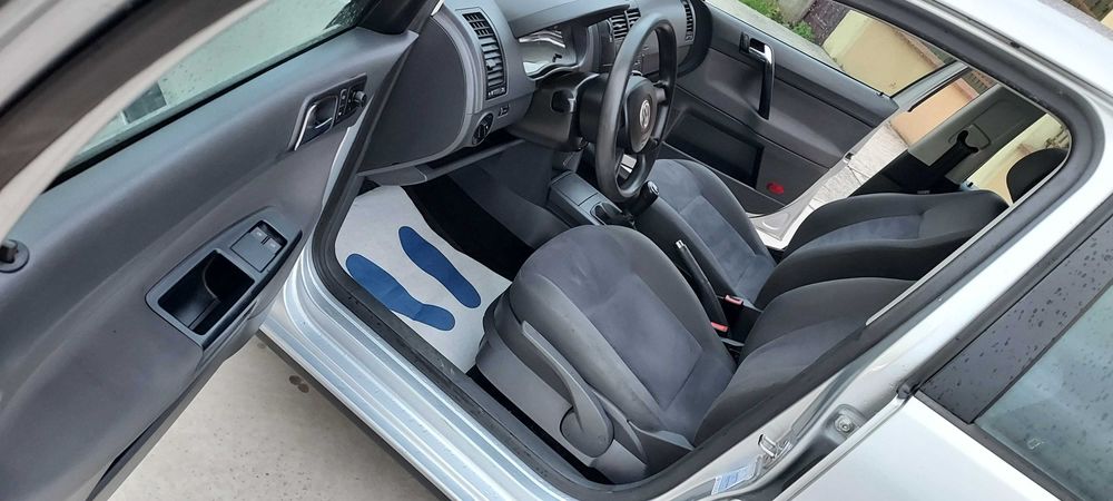 Vw polo 1.2 benzina euro 4. 4 usi 2007