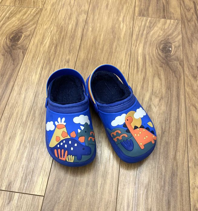 Детски обувки и боти 26 размер.