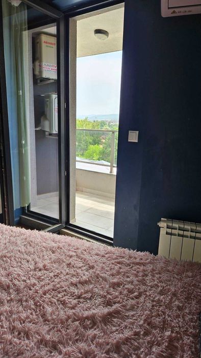 Продавам 4-стаен апартамент БЕЗ КОМИСИОННА!!! в Студентски град