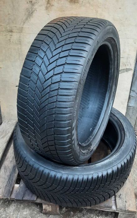 2 броя всесезонни гуми 225 45 17 дот22  Bridgestone