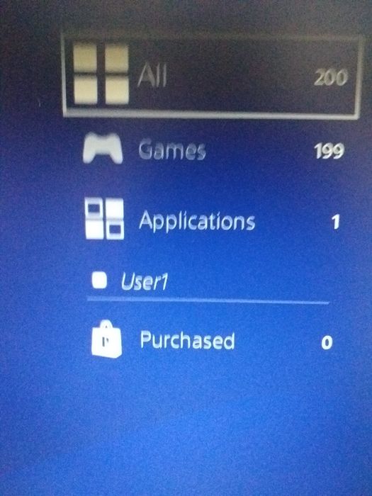 Vand PS4/Playstation4/Modat 9.00/Cu 200  jocuri instalate