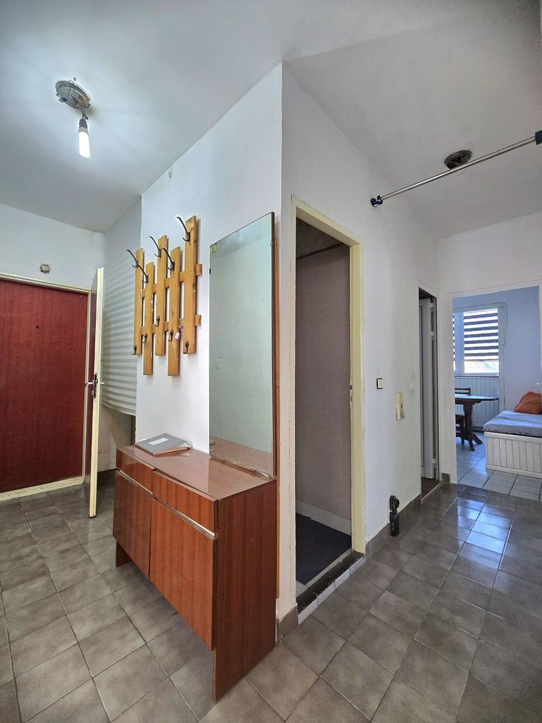 Продава се Тристаен апартамент в Горна Оряховица - 83 кв.м за 1025 €/кв.м - Снимка #5