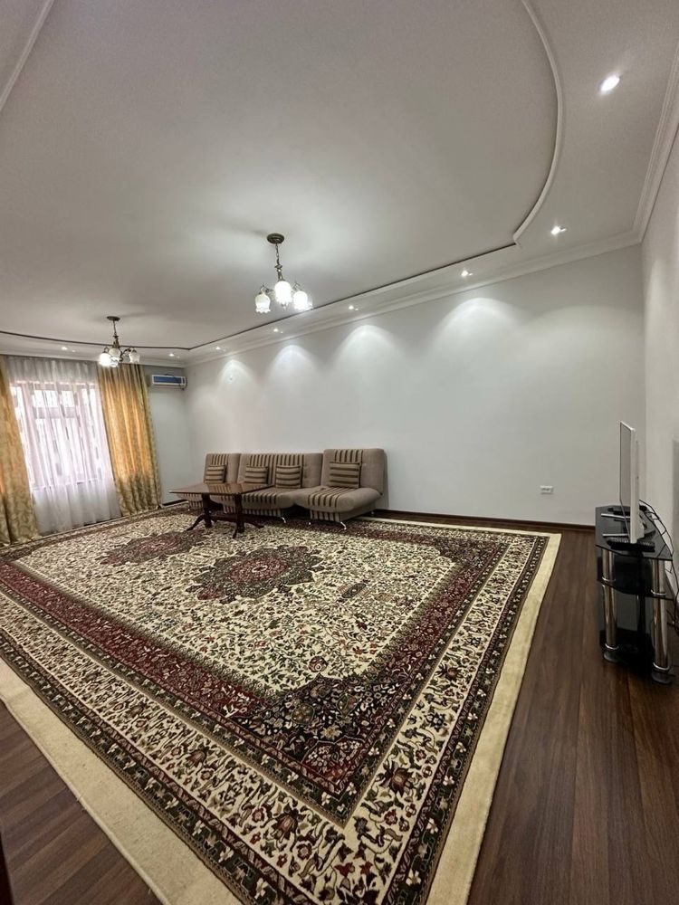 Продается 3 комнатная квартира площадью 115 кв.м. По улице Гагарина