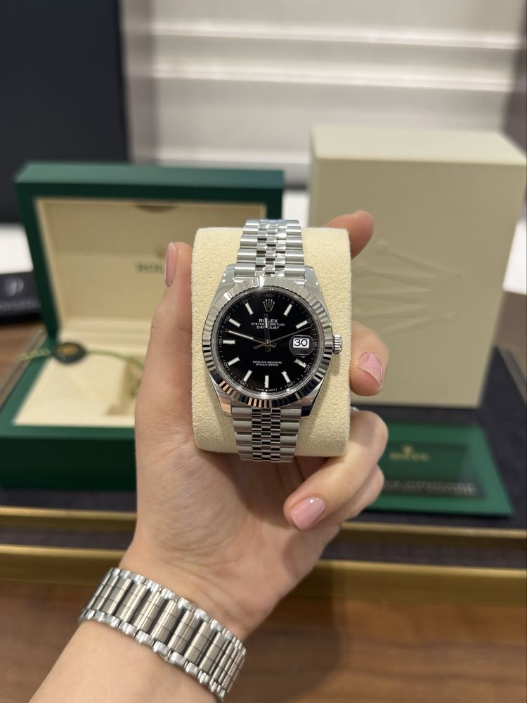 Rolex Datejust 41mm Steel and White Gold 126334 Black