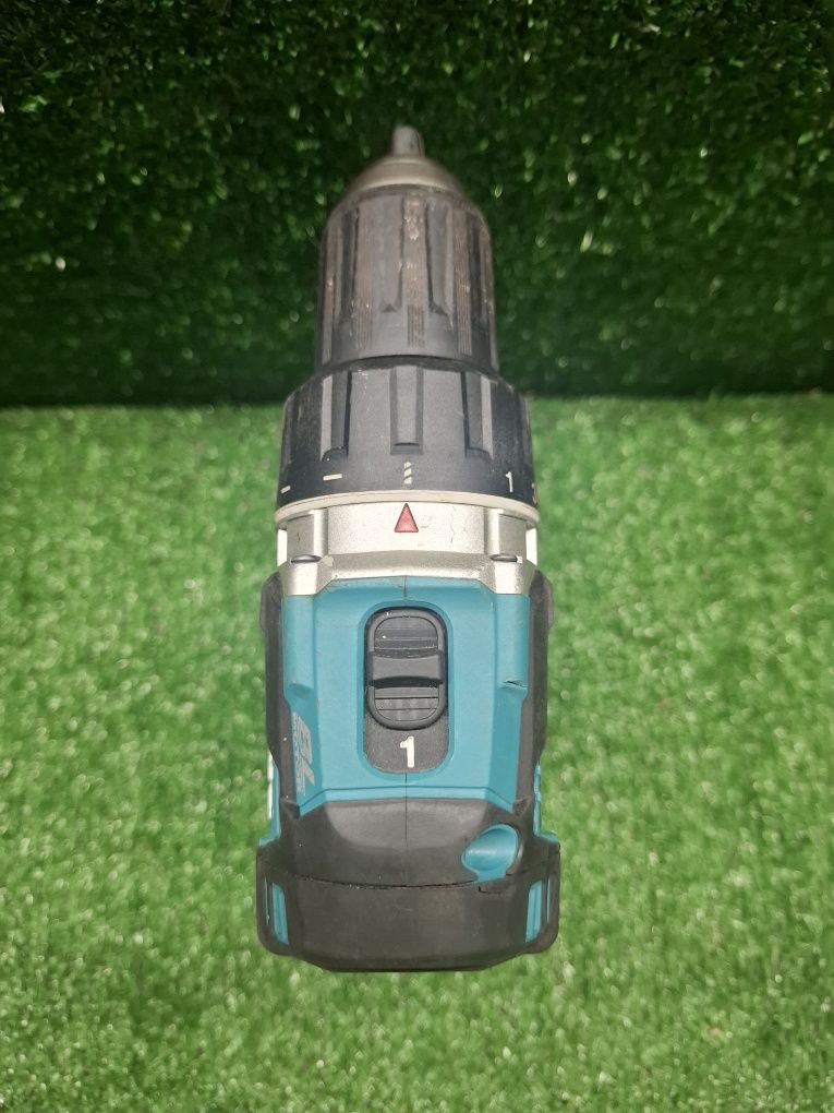 Безчетков винтоверт на Makita DDF484