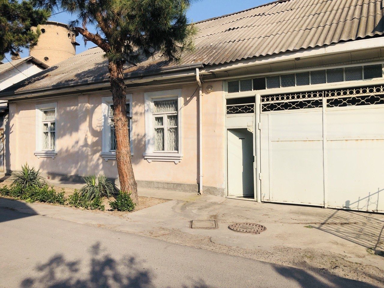 Продаётся дом в г. Янгиюль