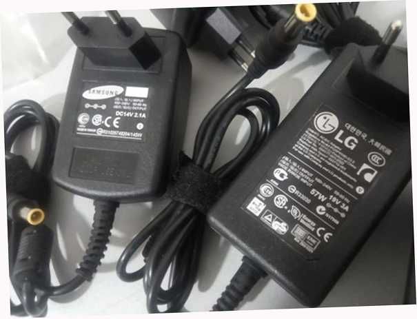 ADAPTER AC/DC на монитор для питания от розетки 220v
