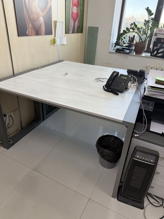 Офисная мебель стол