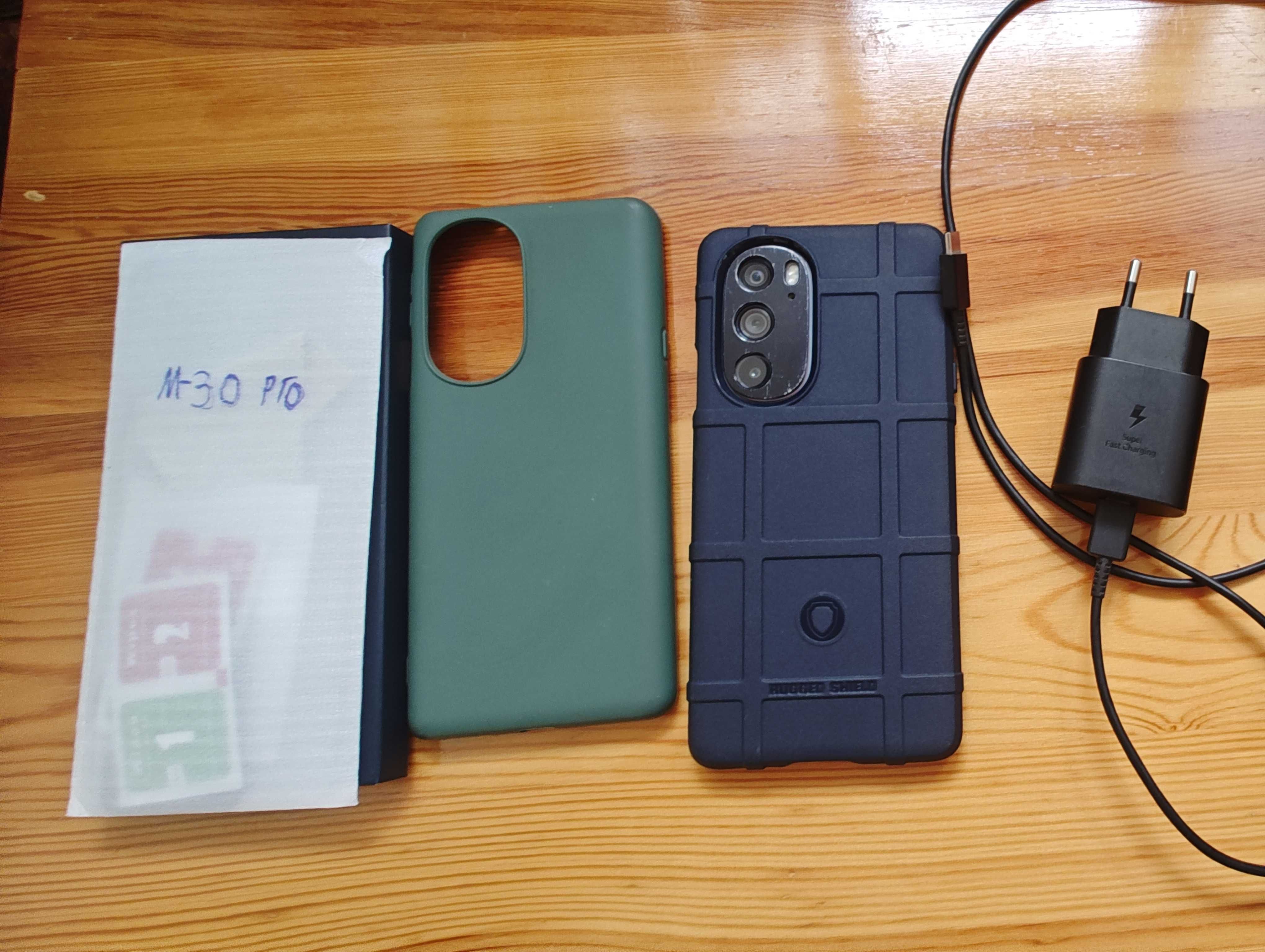 Motorola Edge 30 Pro | Snapdragon 8 Gen 1 | 256 GB ROM | 12+12 GB RAM