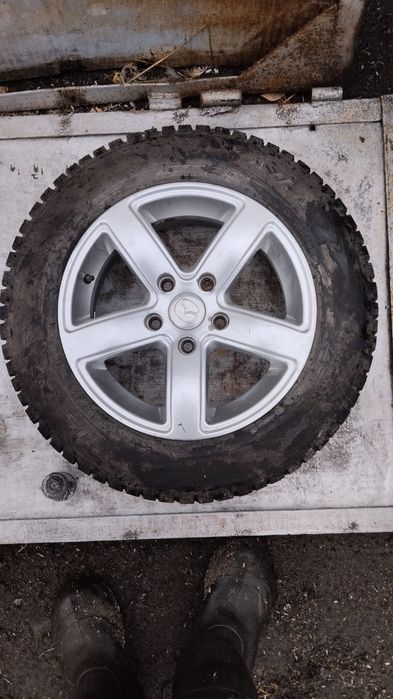 Продам колеса стояли мазда кронус