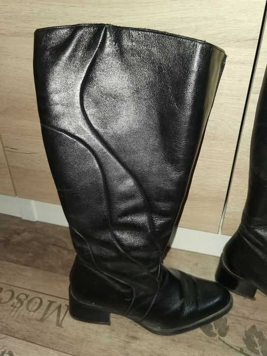 Дамски ботуши 37 номер дебели отвътре