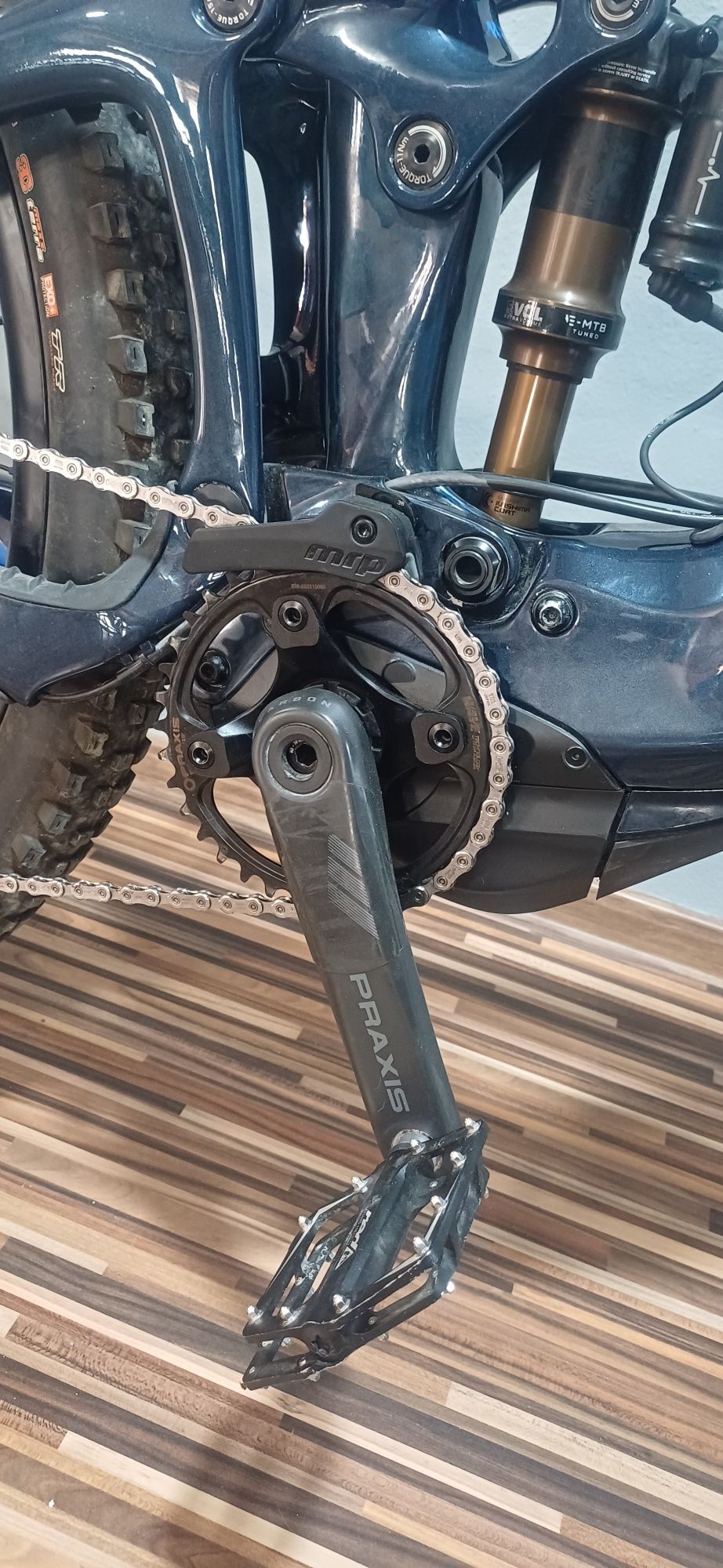 Giant electric carbon